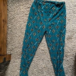 LulaRoe leggings. Never worn.